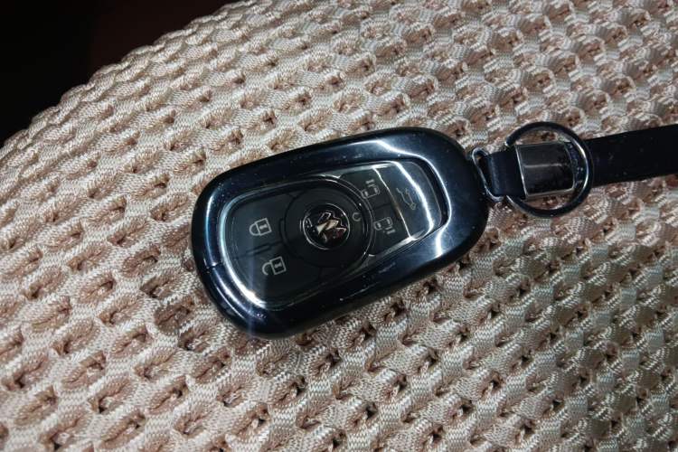 Used Buick GL8 2022 ES Land Cruiser 653T Luxury Model