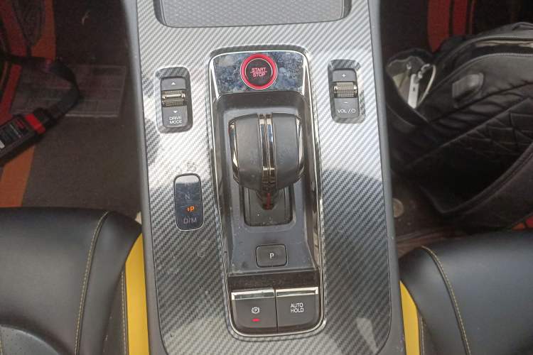 Used GAC Trumpchi EMPOW 2021 270T DCT J15 Version Gear Lever