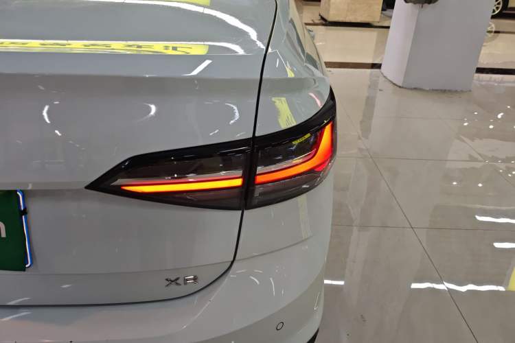 Used Volkswagen Lavida 2023 New Rui 1.5L Automatic New Yi Edition