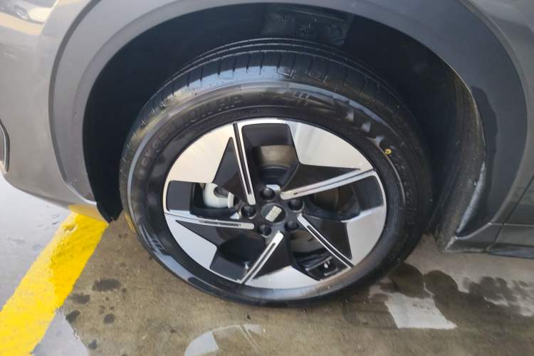 Used Geely Galaxy E5 2024 530km Long-Range Version Exterior 1