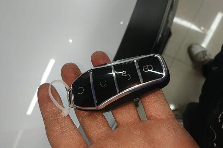 Used BYD Song L DM-i 2024 160km Beyond Edition
