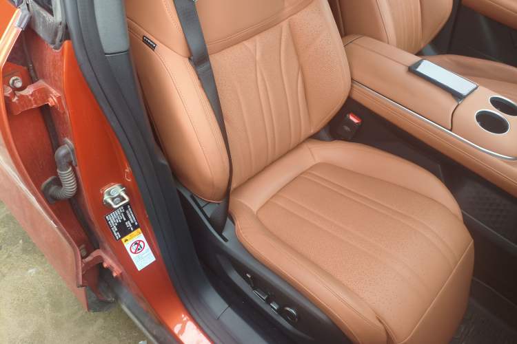 Used Deepal S07 2024 215Max Qiankun Intelligent Driving ADS SE Range-Extended Version
