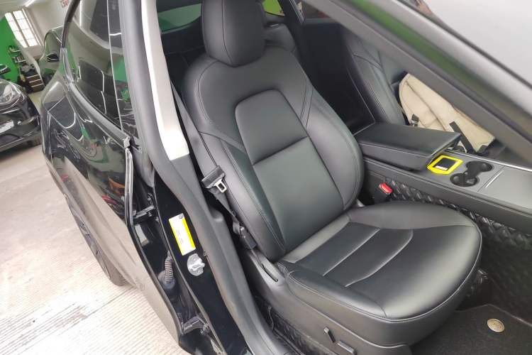 Used Tesla Model Y 2021 Standard Range Rear-Wheel Drive Version
