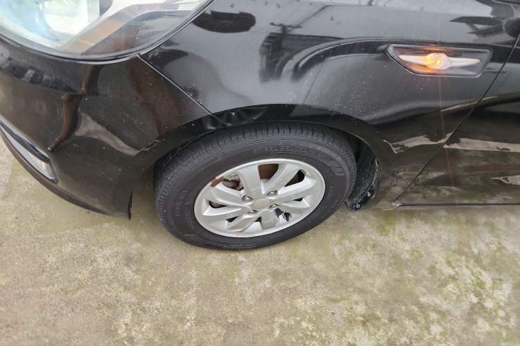 Used Kia K2 2015 Sedan 1.4L MT GLS