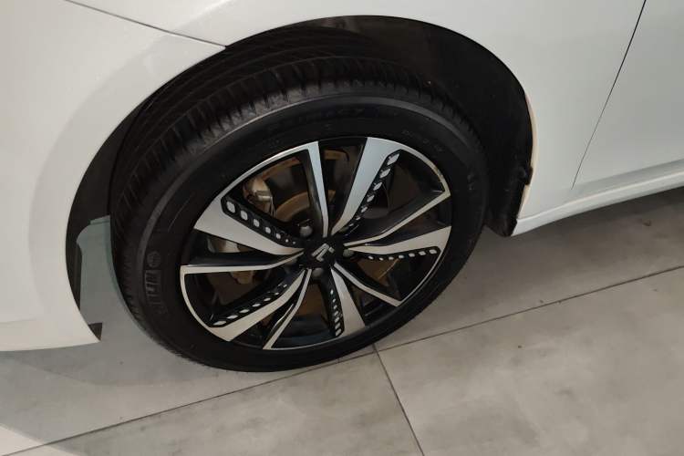 Used Rising ER6 2020 620 km Smart Edition Exterior 3