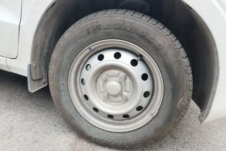 Used Wuling Hongguang V 2022 1.5L Jingqu Edition Electric-Assist LAR
