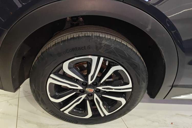 Used Hongqi HS7 2023 2.0T Automatic All-Wheel-Drive Flagship Edition Six Seats