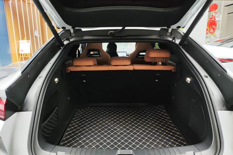 Used BYD Song L EV 2025 Intelligent Driving Version 662 km LiDAR Excellence Edition
