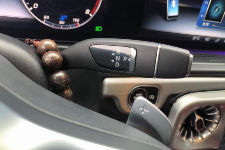 Used Mercedes-Benz G-Class 2022 G 500 Gear Lever