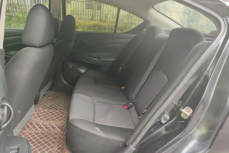 Used Nissan Sunny 2015 1.5XE Manual Comfort Edition Left Rear Seat