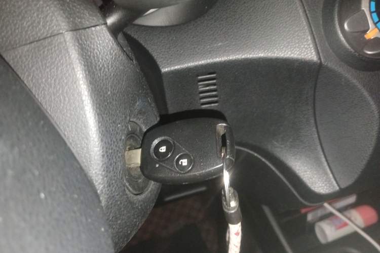 Used Honda Fit 2011 1.3L automatic comfort version
