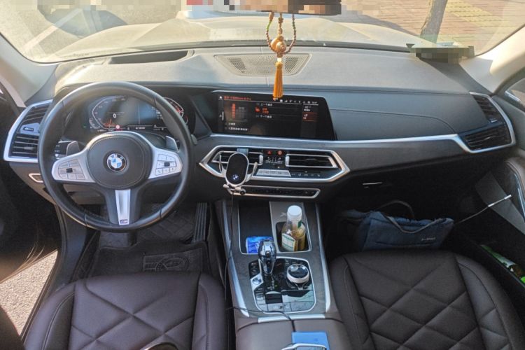 Used BMW X5 2022 xDrive 30Li Luxury M Sport Package
