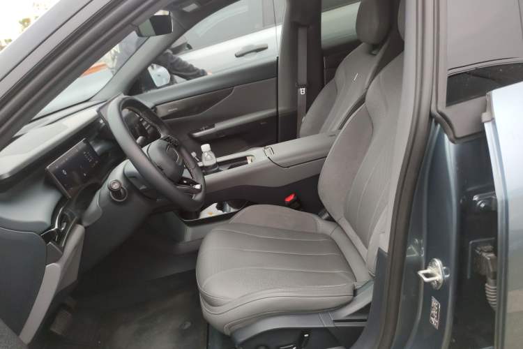 Used Lynk & Co 07 2024 EM-P 126 Long-Range Ultra