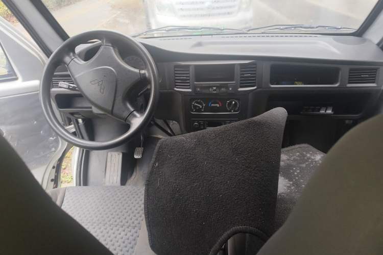 Used Wuling Zhiguang 2020 1.2L Practical Model China VI LSI