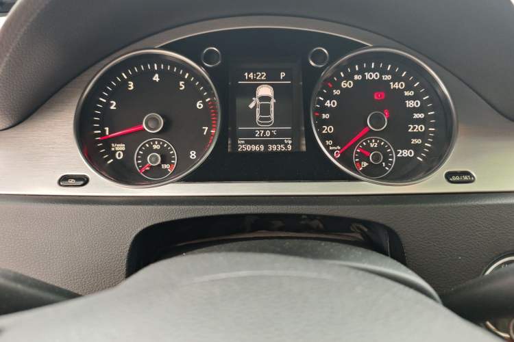 Used Volkswagen FAW-Volkswagen CC 2011 2.0 TSI Ultimate Edition