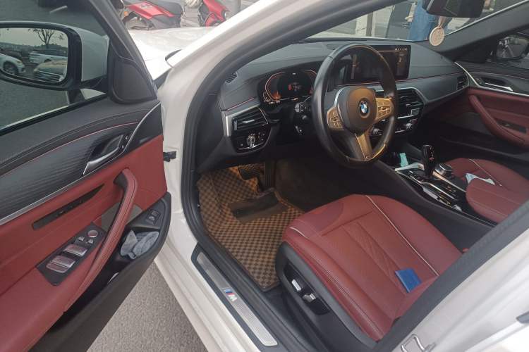 Used BMW 5 Series 2023 530Li Leading Model M Sport Package