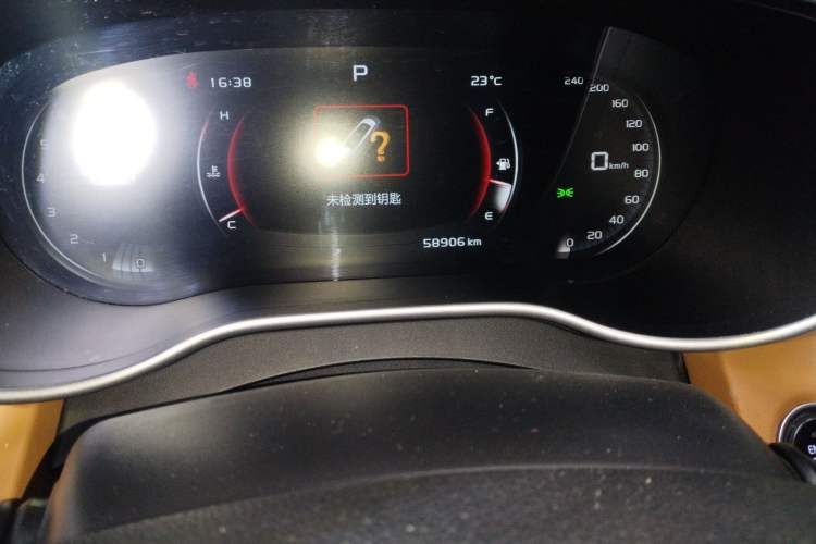 Used Geely Auto Vision S1 2018 1.4T CVT FENGXING Model Odometer Close Up