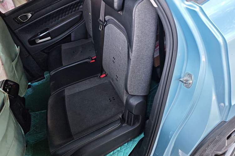 Used Baojun RM-5 2019 1.5T Manual Elite Version with 24-Hour Online Service 7 Seats
