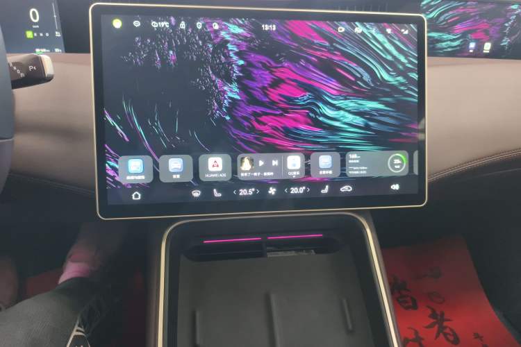 Used Avatr 11 2023 HarmonyOS Version Smart Enjoyment Upgrade Model 90-Degree Rear-Wheel Drive Edition