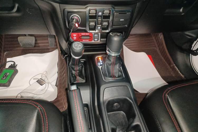 Used Jeep Wrangler 2021 2.0T Robin Hood Four-Door Edition
