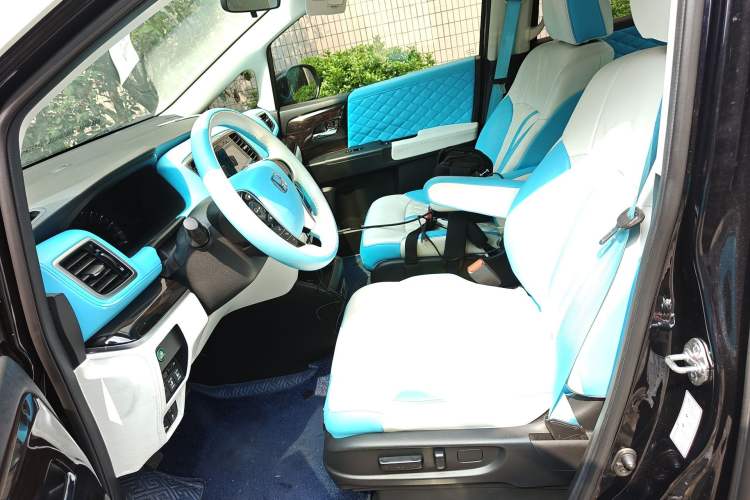 Used Honda Odyssey 2018 2.4L Luxury Edition Left Front Seat