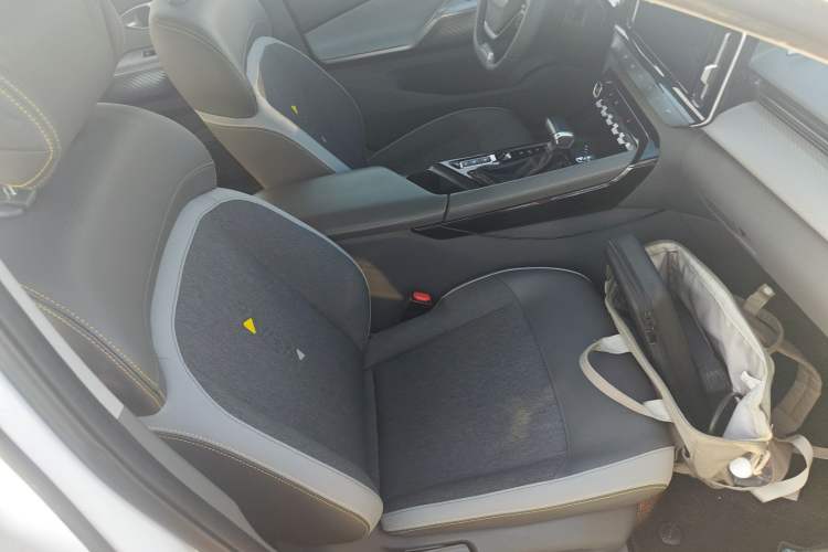 Used Baojun RC-5 2020 1.5T CVT Smart Luxury Edition