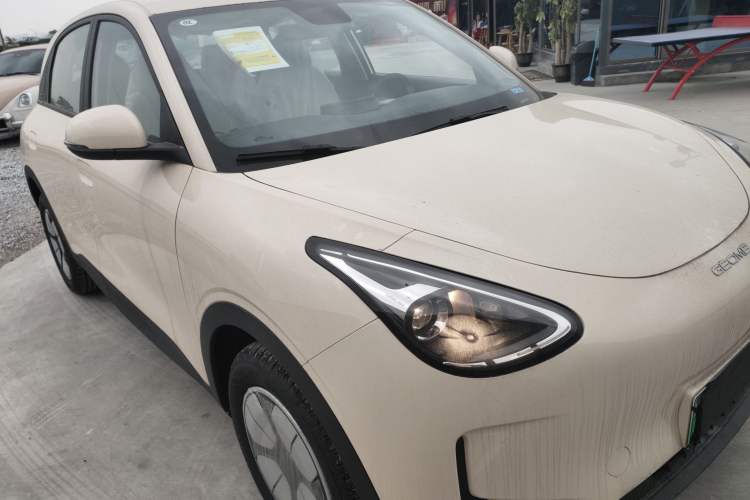 Used Geely Galaxy Geome 2026 Model 310km Youth Edition Front Right 45 Deg