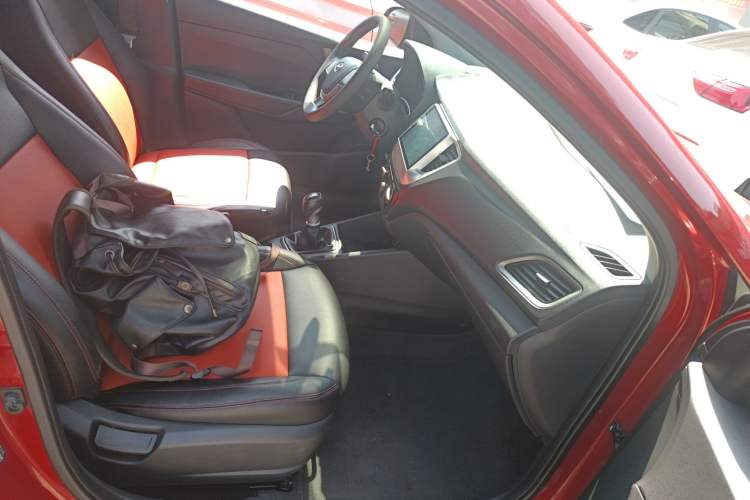 Used Hyundai Verna (new generation) 2016 1.4L Manual Cool Edition GLS Right Front Seat