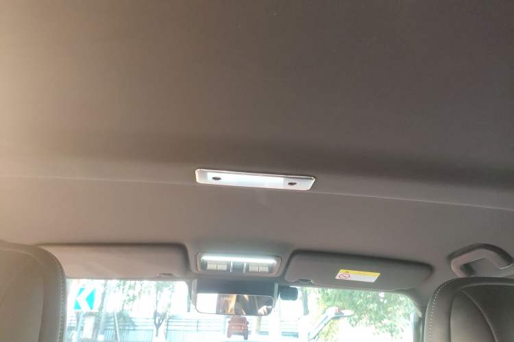 Used iCAR V23 2025 401 Two-Wheel Drive Intelligent Driving Version Headliner