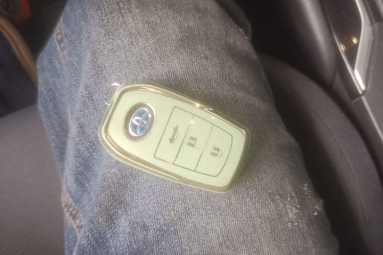 Used Toyota Levin 2023 Smart Electric Hybrid Dual-Engine 1.8L Leading Edition