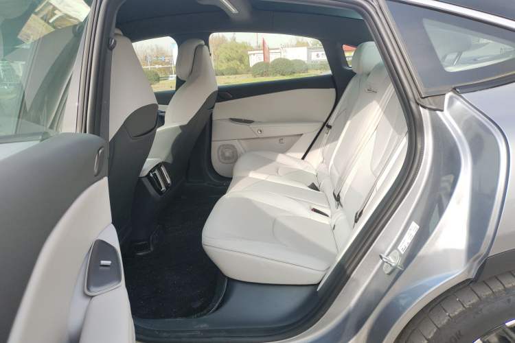 Used ARCFOX Alpha S5 2024 560MAX 185kW
