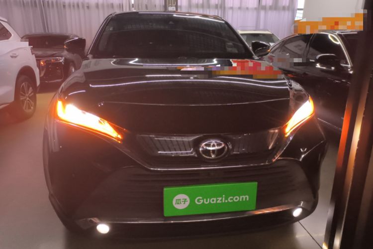 Used Toyota Harrier 2022 2.0L CVT Two-Wheel Drive Deluxe Edition