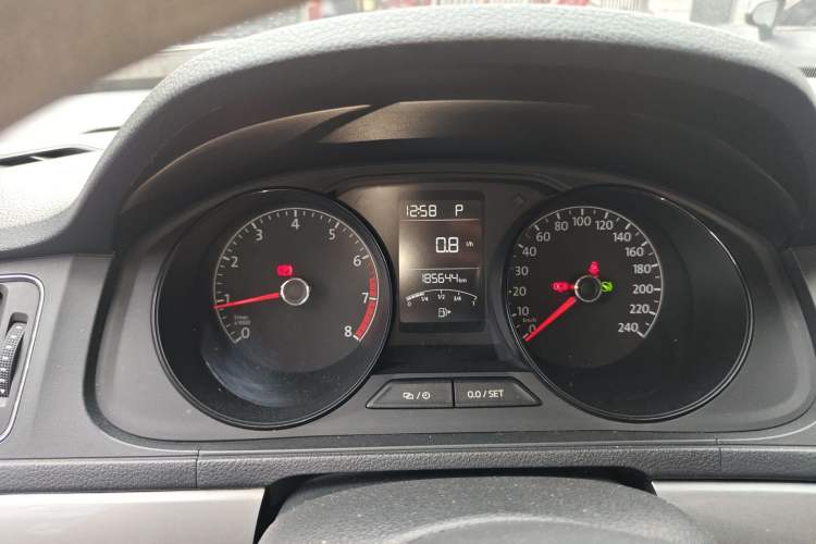 Used Volkswagen Lavida 2017 1.6L Automatic Fashion Edition