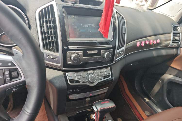 Used Haval H9 2016 2.0T Four-Wheel Drive Luxury 7-Seater
