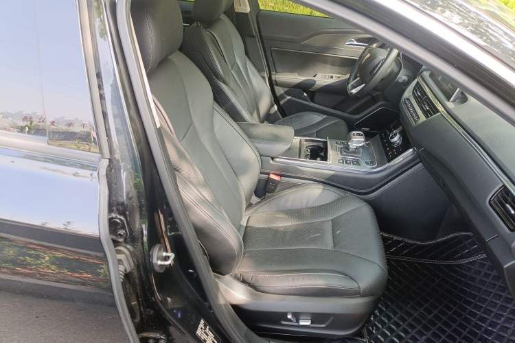 Used Hongqi H5 2020 1.8T Automatic Smart Connect Flagship Edition Right Front Seat