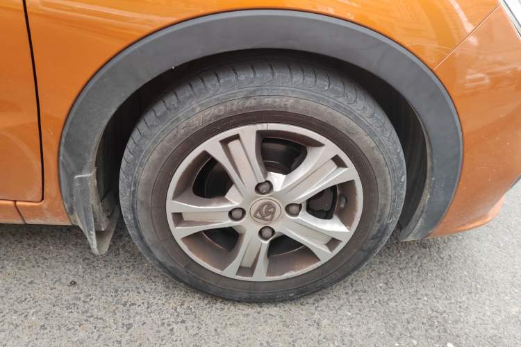 Used Baojun 310 2017 1.5L Manual Fashion Model