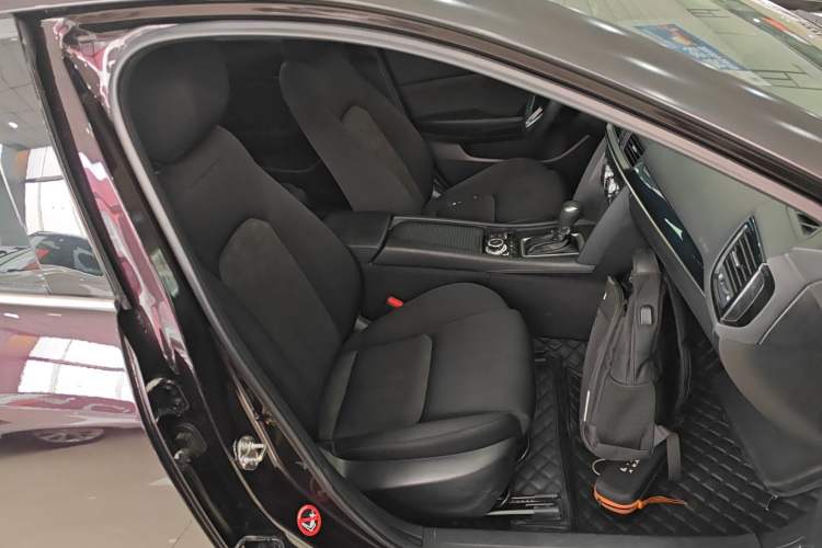 Used Mazda CX-4 2020 2.0L Automatic Two-Wheel Drive Blue Sky Dynamic Edition
