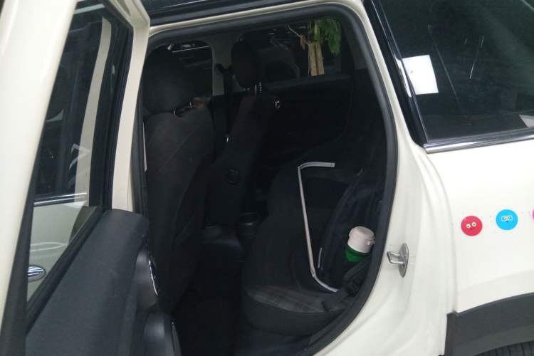 Used MINI 2016 1.5T COOPER Pioneer Edition Five-Door Model Left Rear Seat