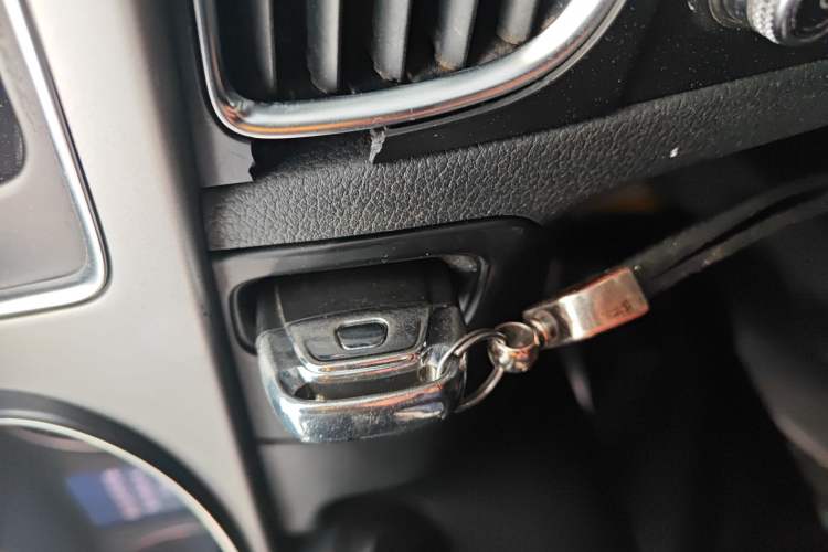 Used Audi A4L 2013 30 TFSI Automatic Comfort Model
