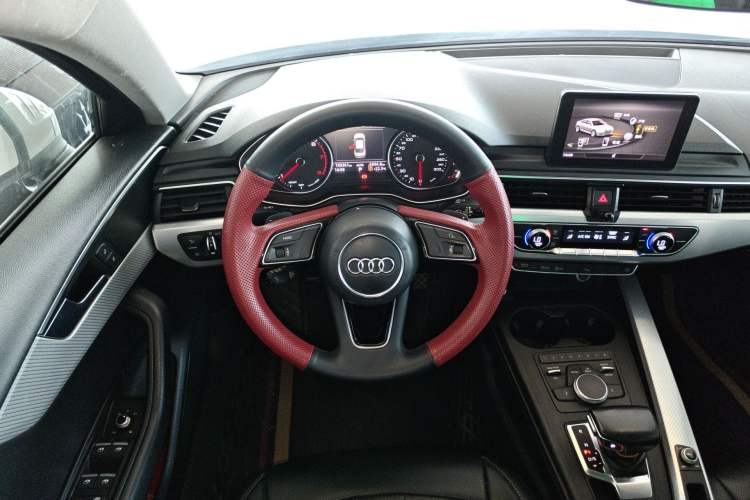 Used Audi A4L 2018 30th Anniversary Edition 40 TFSI Trendy Model