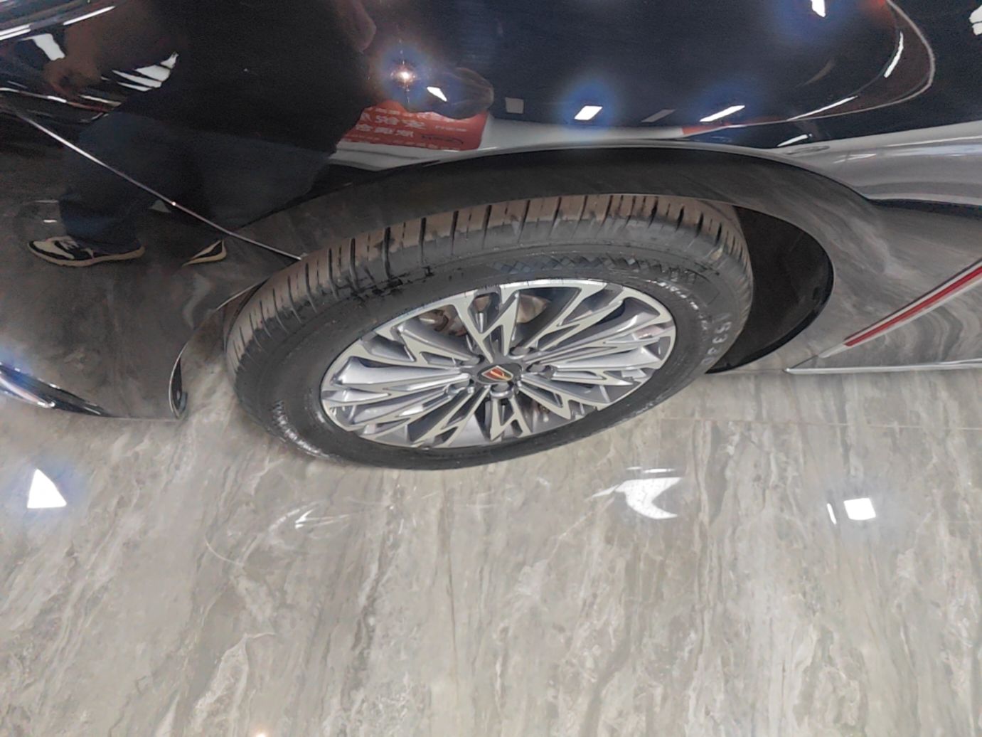 Hongqi H5 2024 2.0T Automatic Smart Connect Flagship Edition - Chinese Trim Xiang — снимка 10