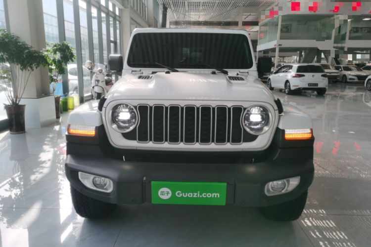 Used Jeep Wrangler 2024 2.0T Sahara Four-Door Edition
