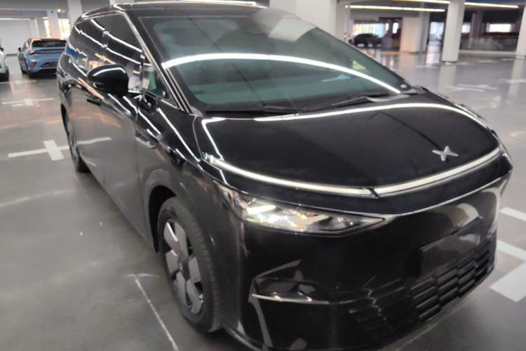 Used XPeng X9 2024 610 Long-Range Pro
