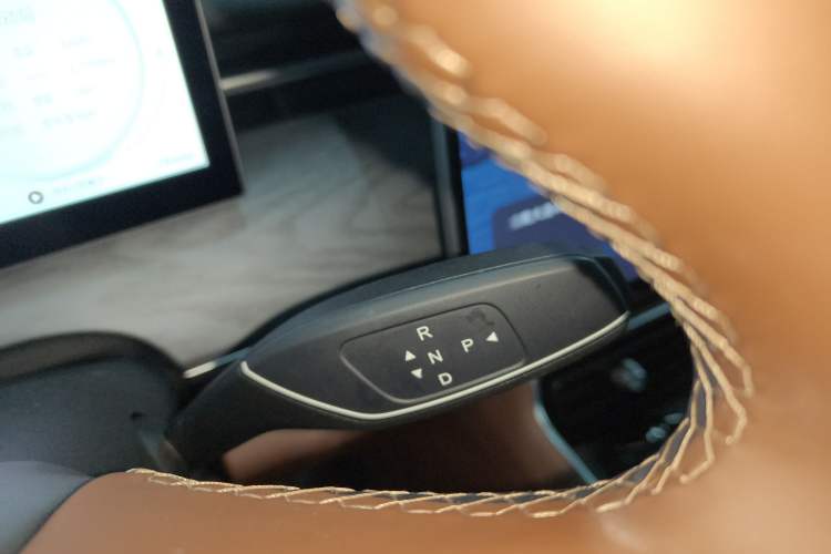 Used Chery Tiggo 9 2026 Model 9X 2.0T Automatic Two-Wheel Drive Prestige Edition