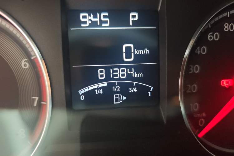 Used Volkswagen Santana 2017 Haval H9 1.6L Automatic Comfort Edition Odometer Close Up