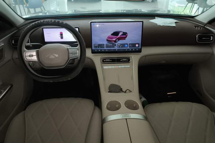 Used Chery Fulwin A9L 2025 Model, 260 Ultra-Long Range Luxury Edition Center Console