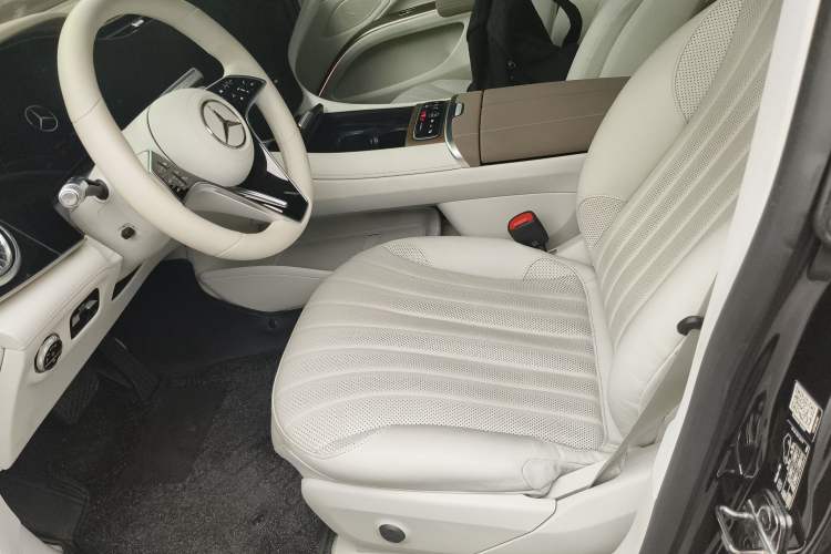 Used Mercedes-Benz EQS 2023 450+ Pioneer Edition Left Front Seat