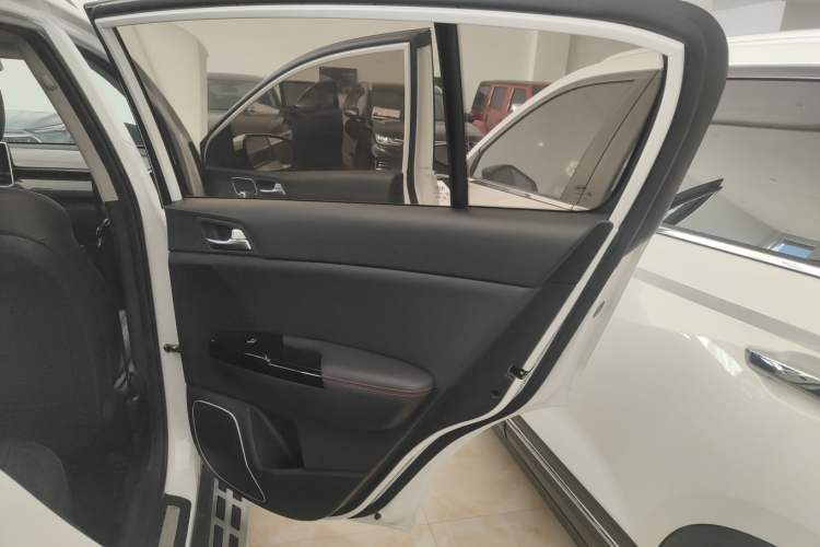 Used Kia KX5 2019 1.6T Automatic Two-Wheel Drive Luxury Edition
