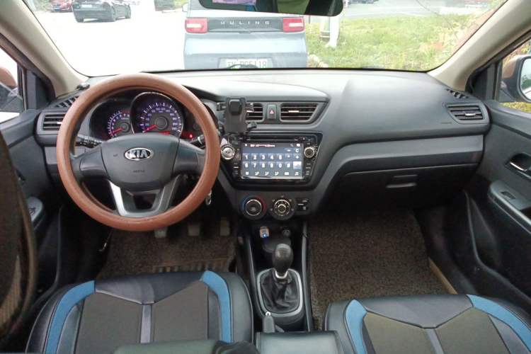 Used Kia K2 2012 Sedan 1.4L MT GLS Commemorative Edition