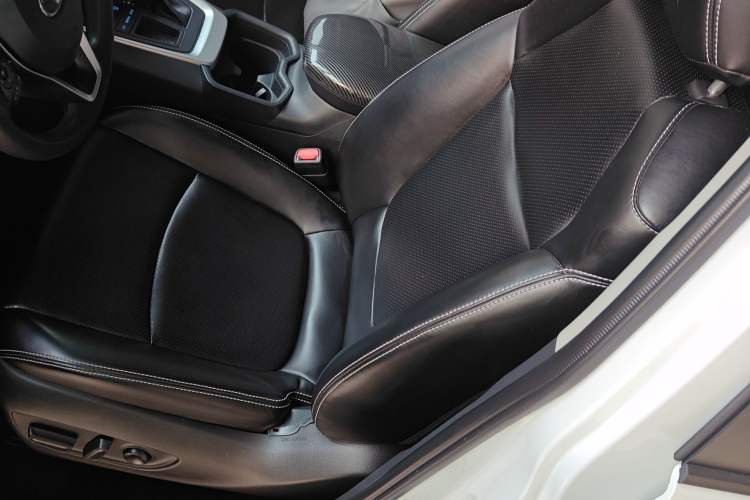 Used Toyota RAV4 2021 2.0L CVT Two-Wheel Drive Fashion Edition
